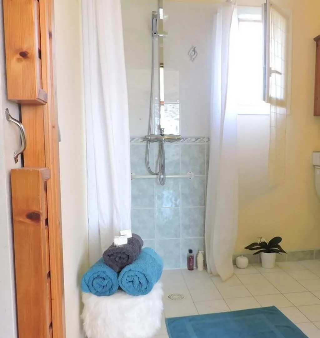 Les Chalets De Barruerot - Jacuzzi Spa Privatif - Chalet Meleze Peyrusse-Grande France